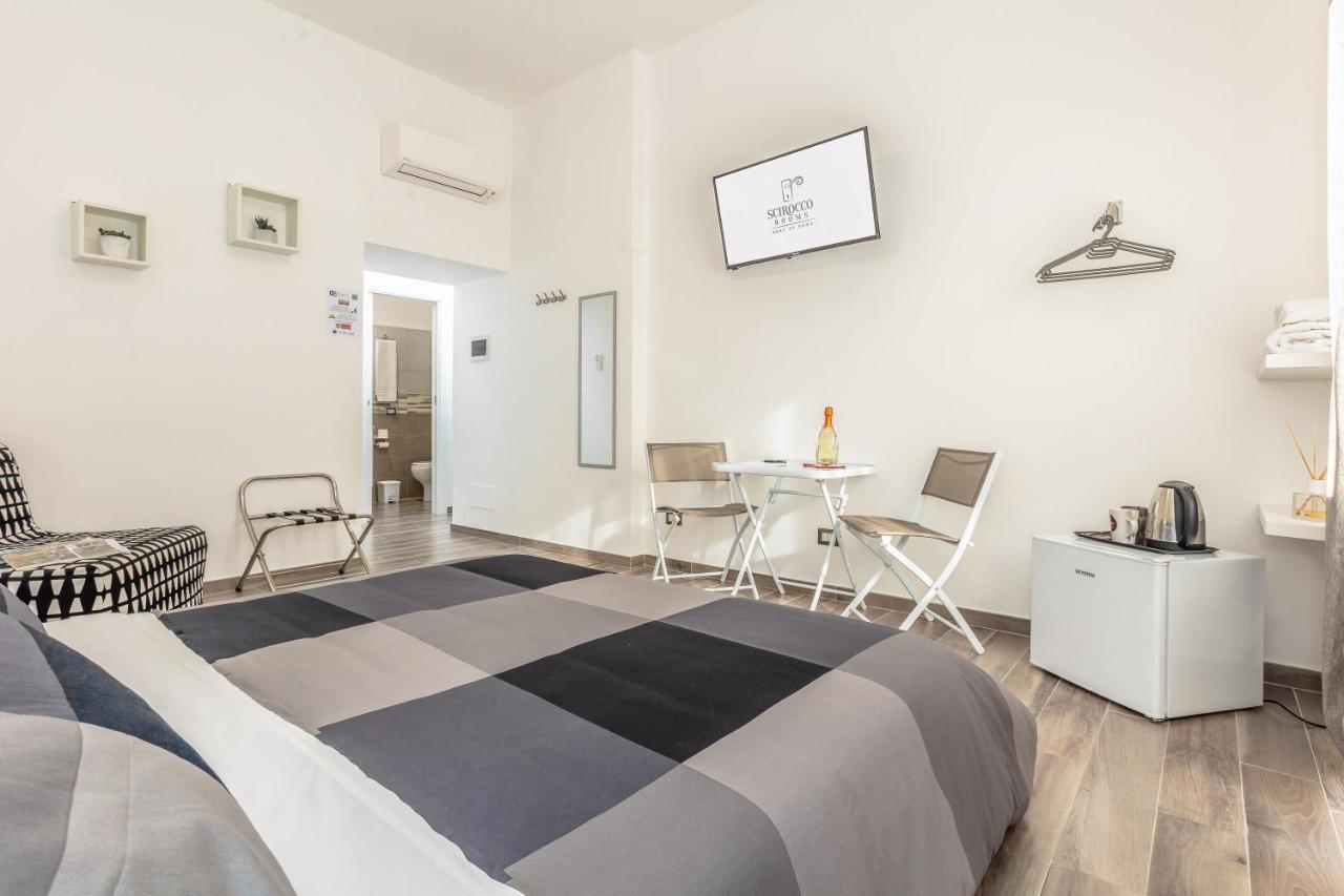 Scirocco Rooms Civitavecchia Ngoại thất bức ảnh