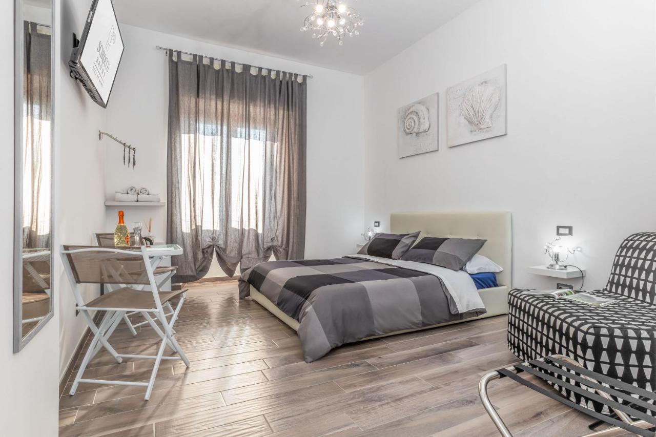 Scirocco Rooms Civitavecchia Ngoại thất bức ảnh