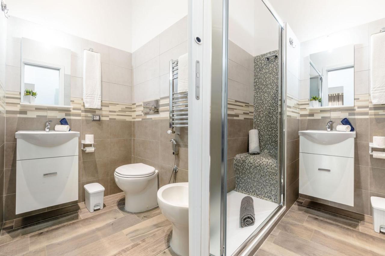Scirocco Rooms Civitavecchia Ngoại thất bức ảnh