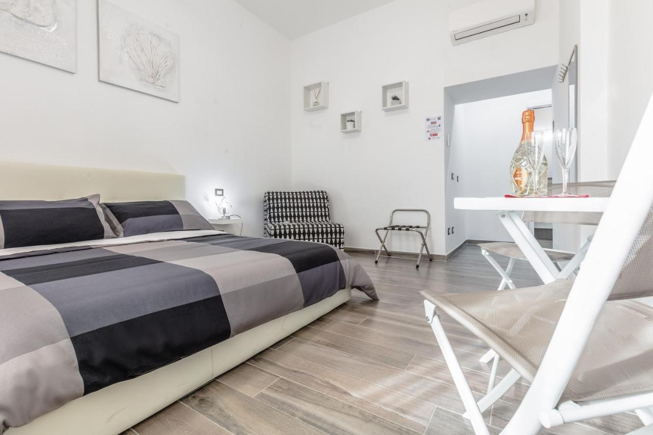 Scirocco Rooms Civitavecchia Ngoại thất bức ảnh